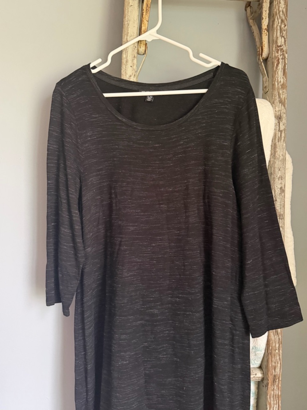 Hilary Radley Black Heather Scoop Neck Long Sleeve Top